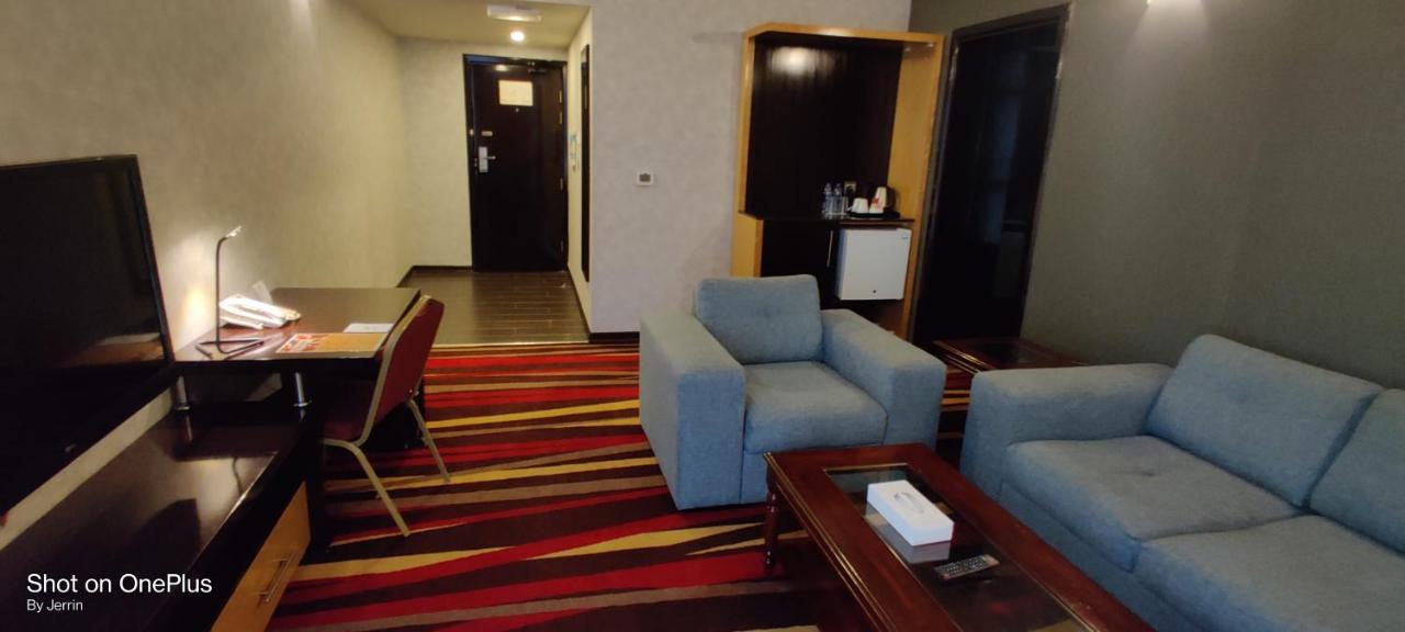 Nehal Hotel Abu Dabi Exterior foto