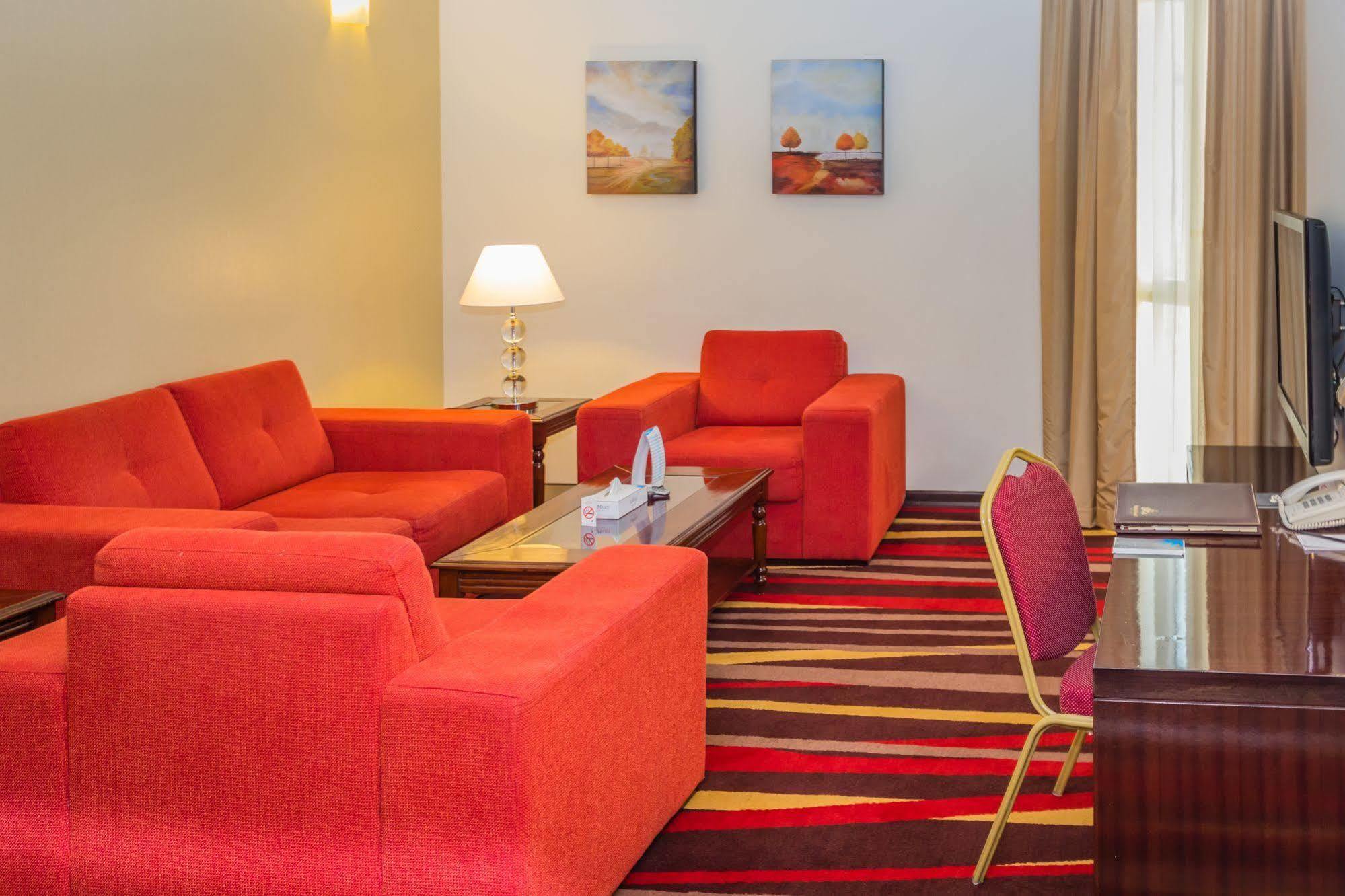 Nehal Hotel Abu Dabi Exterior foto